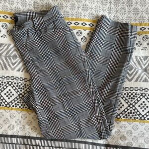 Reitmans Black, White and Pink Glen Plaid Pants